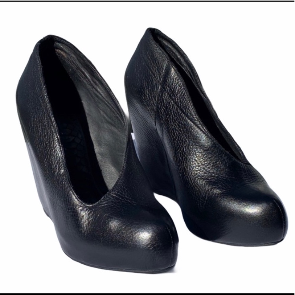 Matiko Asymmetrical Platform Wedges, Size 7.5